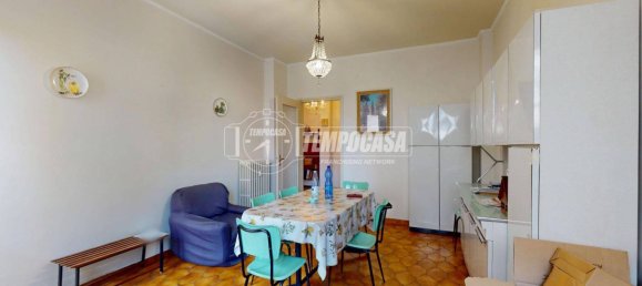 2 bedrooms Apartment in Turin, Italy No. 308820 4