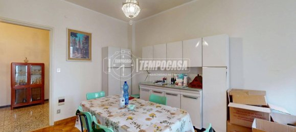 2 bedrooms Apartment in Turin, Italy No. 308820 5