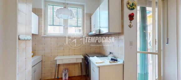 2 bedrooms Apartment in Turin, Italy No. 308820 6