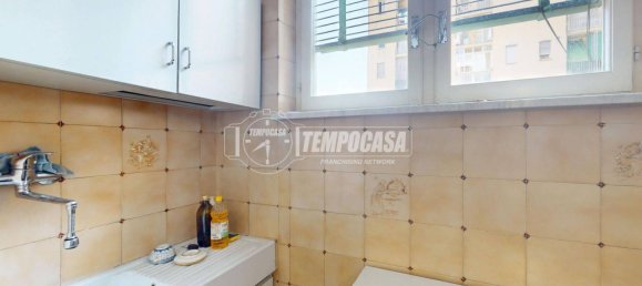 2 bedrooms Apartment in Turin, Italy No. 308820 7