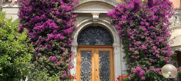 15 bedrooms Villa in Venice, Italy No. 274016 2