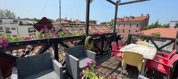 15 bedrooms Villa in Venice, Italy No. 274016 33