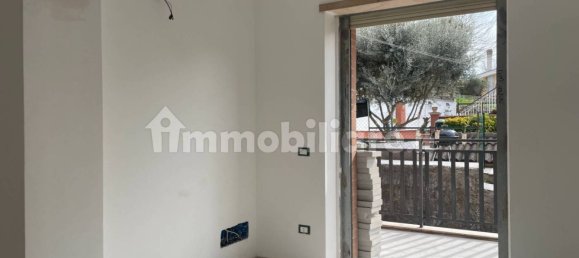 2 Schlafzimmer Wohnung in Rome, Italy, Nr. 46843 6