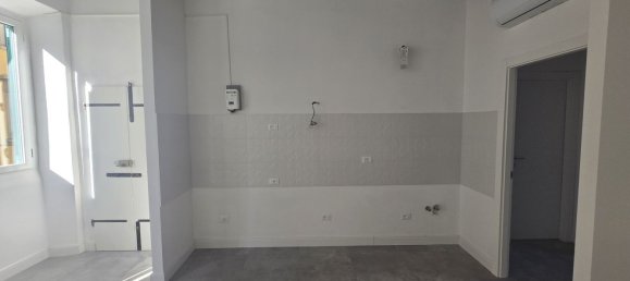 Apartamento de 3 divisões em Livorno, Italy N.º 119862 5