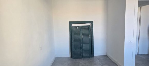 Apartamento de 3 divisões em Livorno, Italy N.º 119862 23