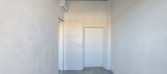 Apartamento de 3 divisões em Livorno, Italy N.º 119862 16