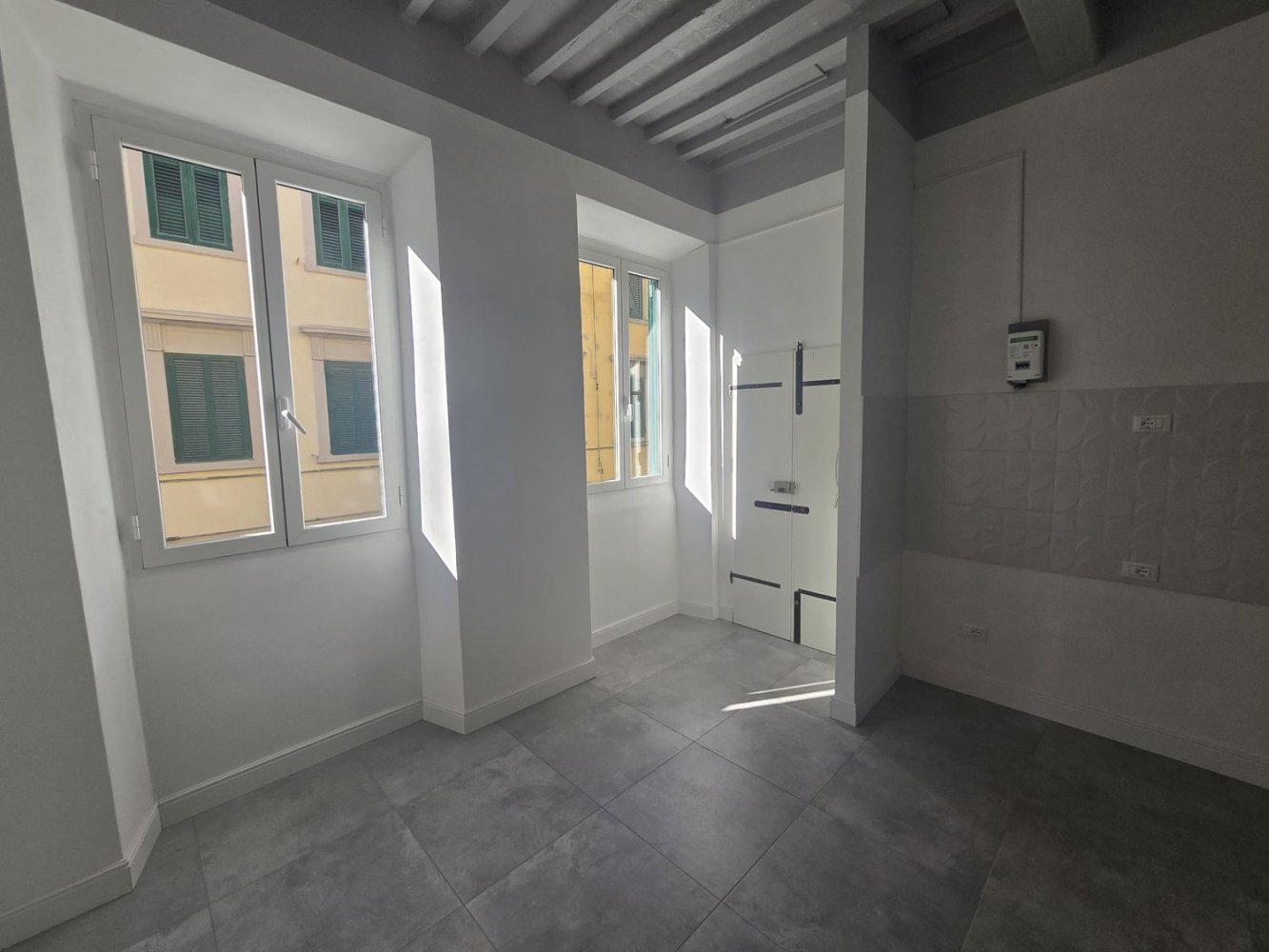 Apartamento de 3 divisões em Livorno, Italy N.º 119862