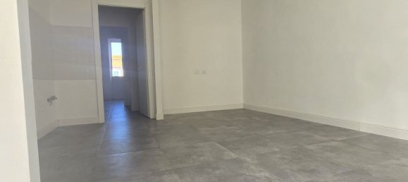 Apartamento de 3 divisões em Livorno, Italy N.º 119862 2