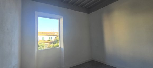Apartamento de 3 divisões em Livorno, Italy N.º 119862 18
