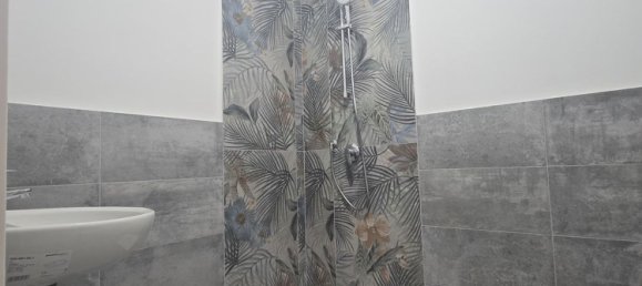 Apartamento de 3 divisões em Livorno, Italy N.º 119862 9