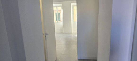 Apartamento de 3 divisões em Livorno, Italy N.º 119862 21