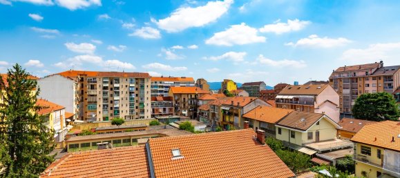 4 rooms Apartment in Turin, Italy No. 289952 12