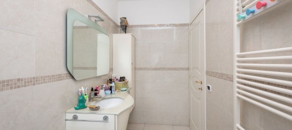 4 rooms Apartment in Turin, Italy No. 289952 22