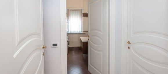 4 rooms Apartment in Turin, Italy No. 289952 18
