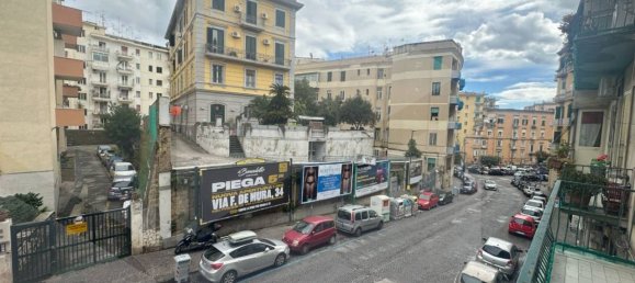 5 rooms Apartment in Naples, Italy No. 26559 15