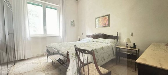 5 rooms Apartment in Naples, Italy No. 26559 16