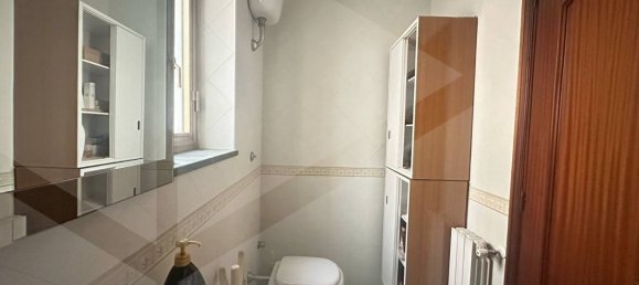 5 rooms Apartment in Naples, Italy No. 26559 19