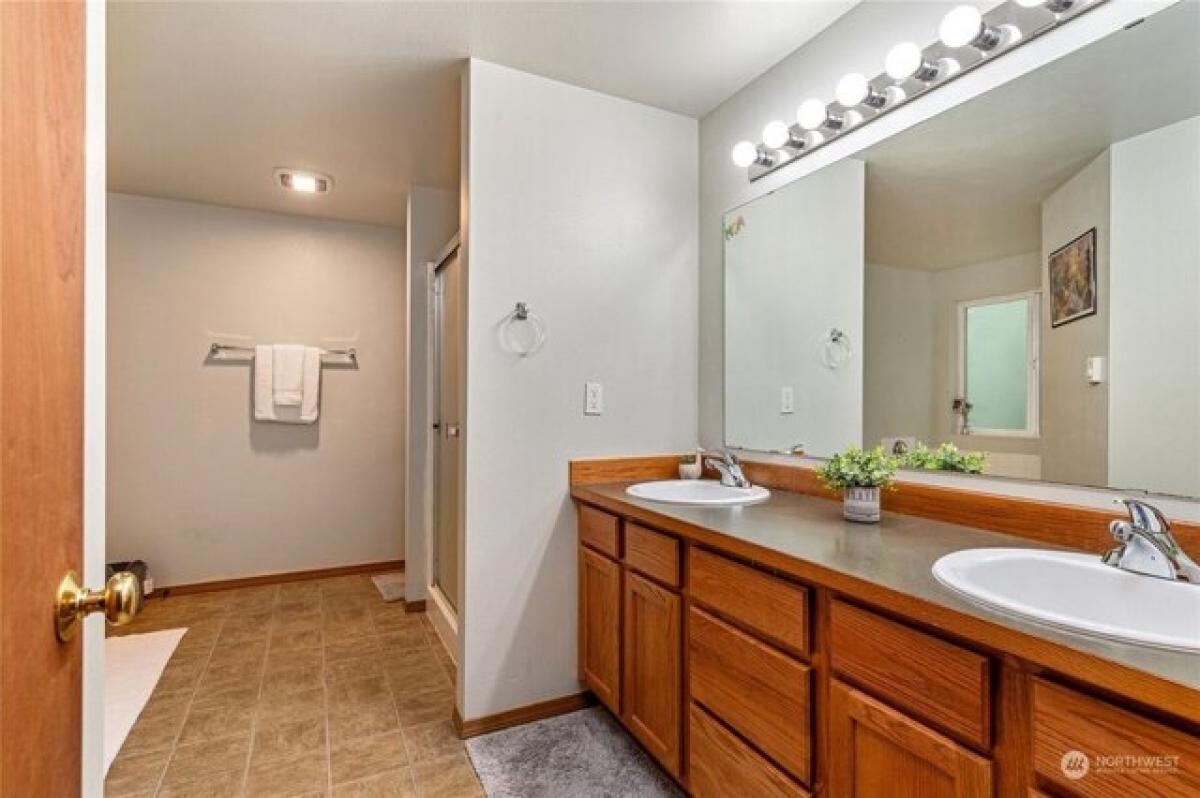 3 bedrooms House in Shelton, USA No. 433907