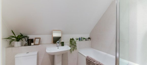 2 bedrooms Penthouse in Tadworth, United Kingdom No. 9719 6