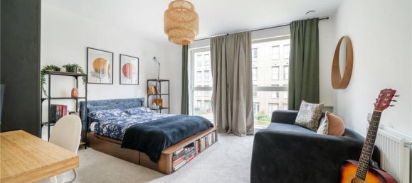 4 bedrooms House in London, United Kingdom No. 14484 11