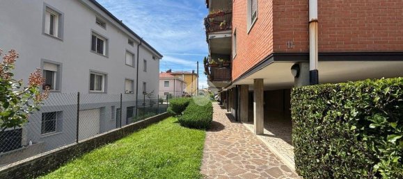 4 Schlafzimmer Wohnung in Ponte San Pietro, Italy, Nr. 303278 36