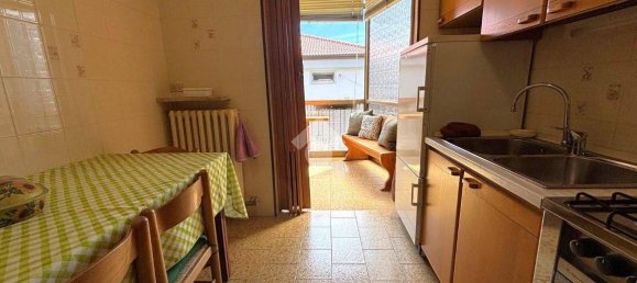 4 Schlafzimmer Wohnung in Ponte San Pietro, Italy, Nr. 303278 8