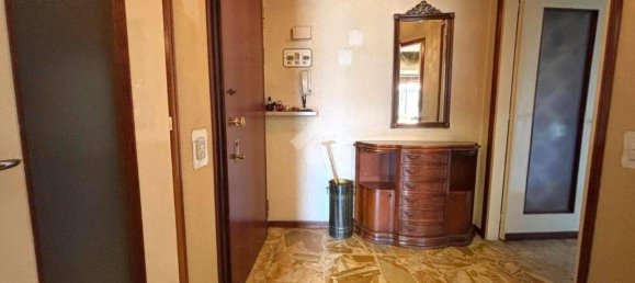 4 Schlafzimmer Wohnung in Ponte San Pietro, Italy, Nr. 303278 13