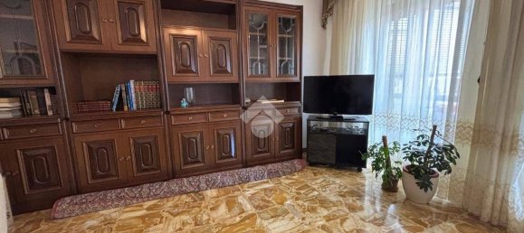 4 Schlafzimmer Wohnung in Ponte San Pietro, Italy, Nr. 303278 12