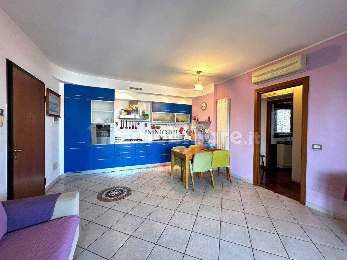 Apartamento T2 em Abbiategrasso, Italy N.º 337643