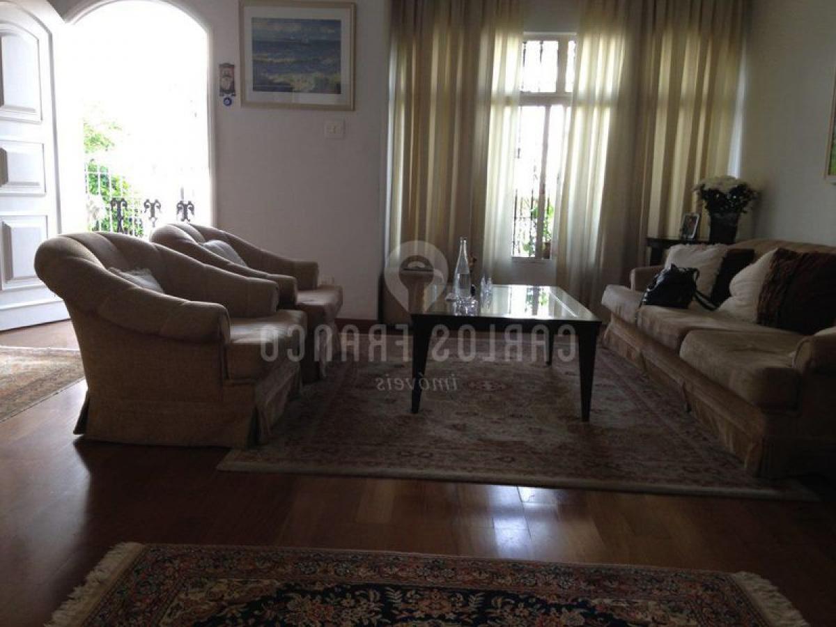 Casa de 3 dormitorios en Sao Paulo, Brazil No. 593550