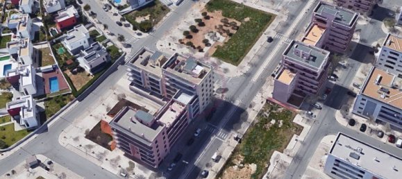 1604m² Land in Faro, Portugal No. 114799 3