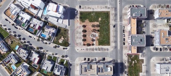 1604m² Land in Faro, Portugal No. 114799 4