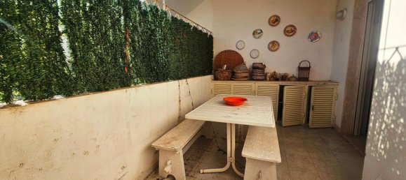 Квартира с 3 комнатами в Лечче, Италия № 41930 14