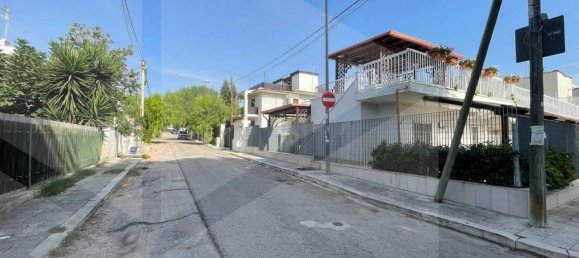 5 rooms Apartment in Manfredonia, Italy No. 17754 3