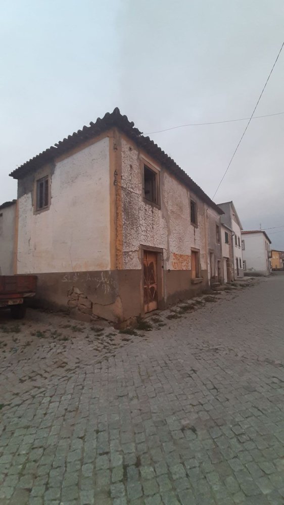 2 غرف نوم منزل في Escalhao, Portugal رقم 269054