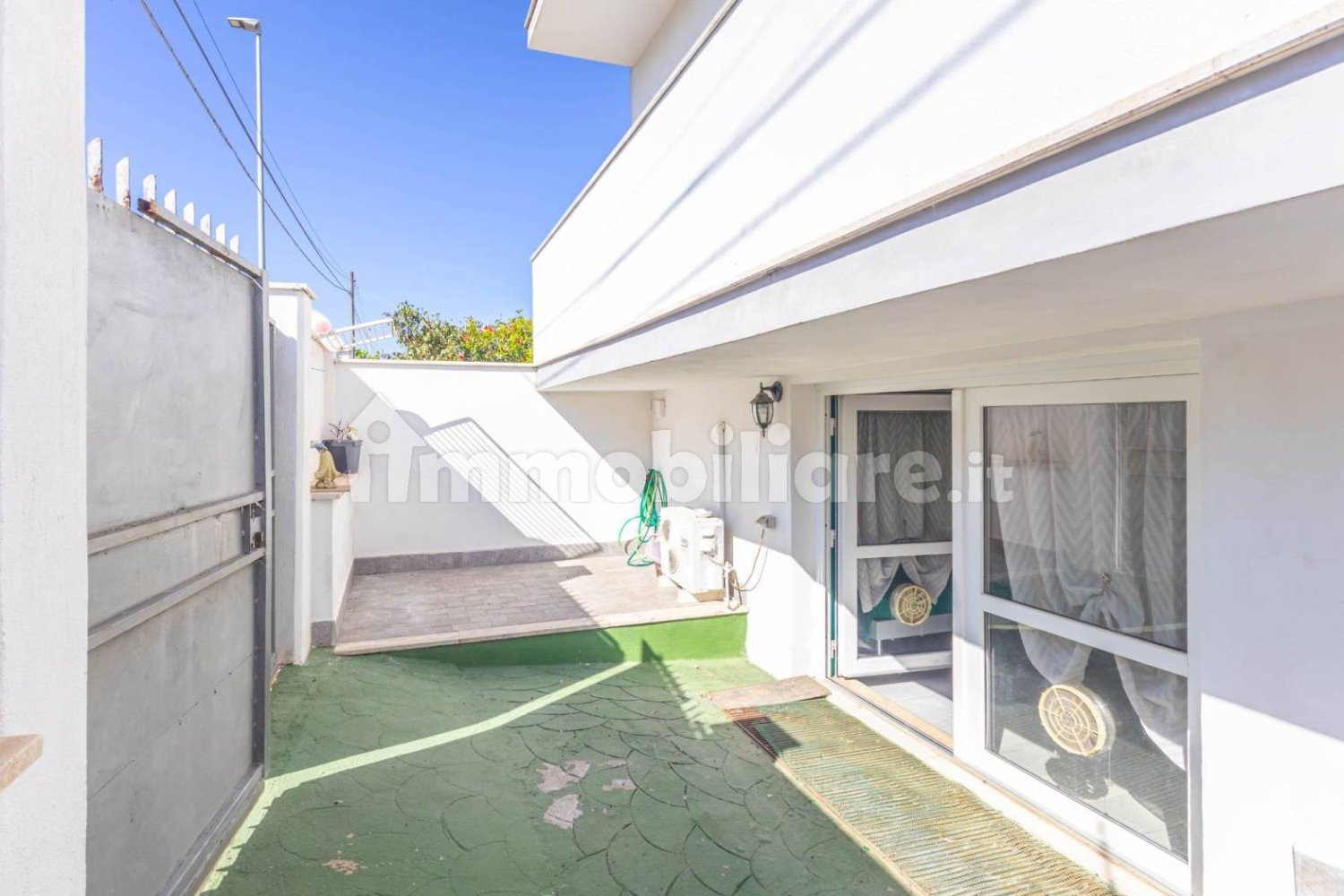 Studio in Fiumicino, Italy No. 288799