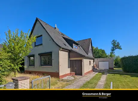 3 bedrooms Townhouse in Pinneberg, Germany No. 42264