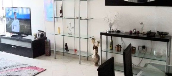 3 bedrooms Apartment in Agios Tychonas, Cyprus No. 815 2