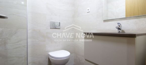 2 Schlafzimmer Wohnung in Porto, Portugal, Nr. 97847 12