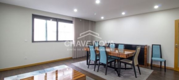 2 Schlafzimmer Wohnung in Porto, Portugal, Nr. 97847 5