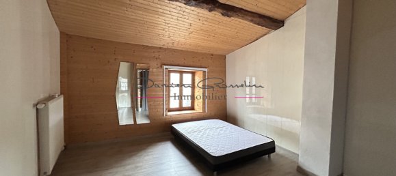 4 bedrooms Townhouse in Loire, France No. 308778 9