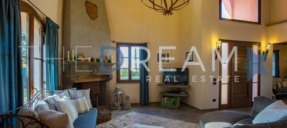 4 bedrooms Villa in Peccioli, Italy No. 160128 14