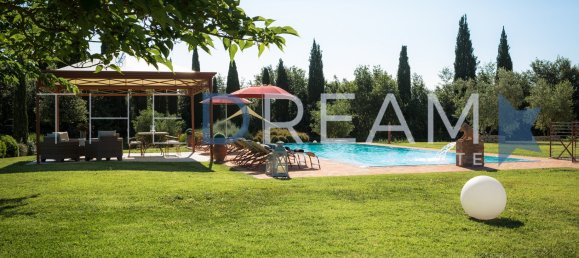 4 bedrooms Villa in Peccioli, Italy No. 160128 11