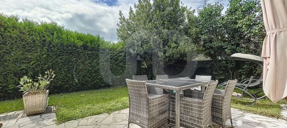 Дом с 5 комнатами в Понто-Комбо, Франция № 285763 8