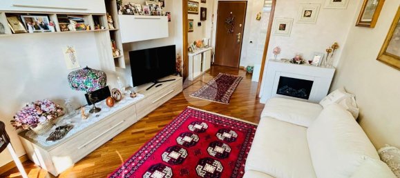 Квартира с 2 комнатами в Монца, Италия № 13701 43