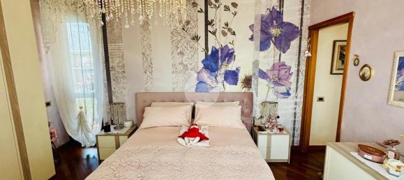 Квартира с 2 комнатами в Монца, Италия № 13701 33