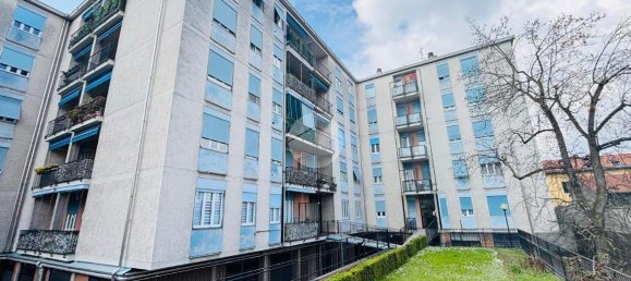 Квартира с 2 комнатами в Монца, Италия № 13701 40