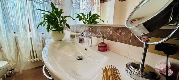 Квартира с 2 комнатами в Монца, Италия № 13701 22