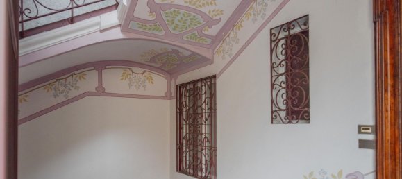 3 rooms Apartment in Turin, Italy No. 186161 7