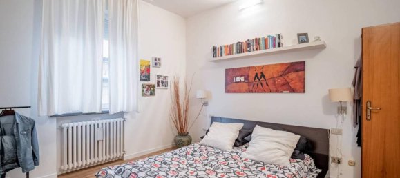 Apartamento de 4 habitaciónes en Reggio Emilia, Italy No. 26389 10